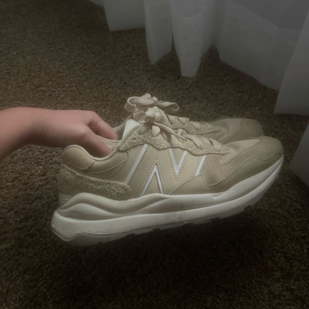 Size 10 New Balance 5740